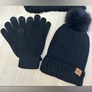 NWOT Hat & Gloves